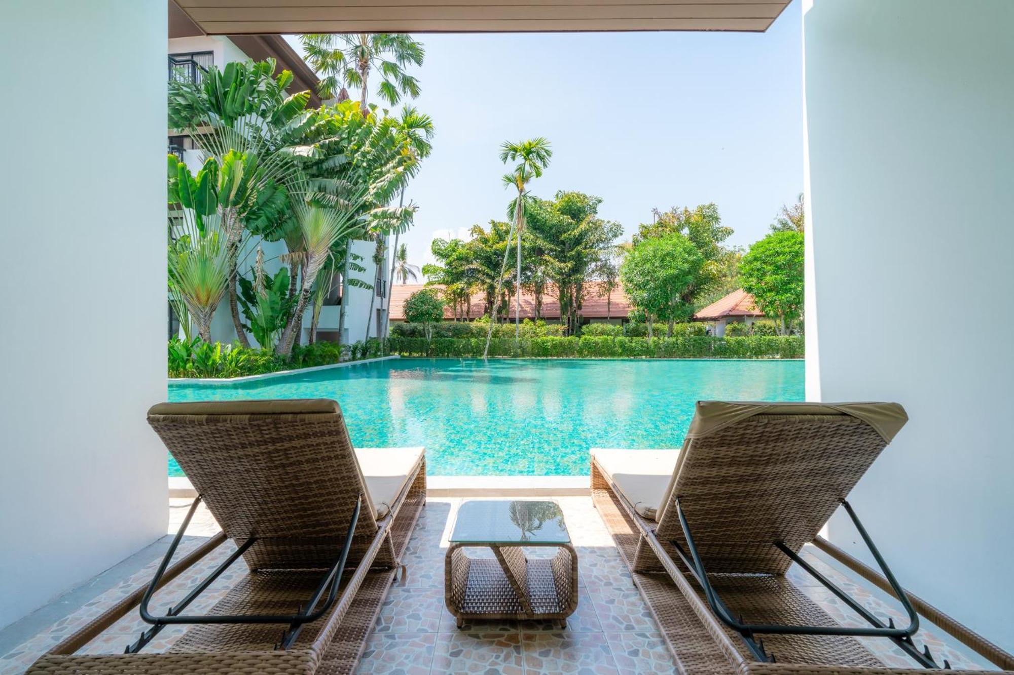 Estella Phuket Mai Khao Beach Resort Экстерьер фото